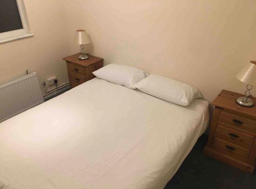 Eastbourne Large Double Room With Wifi & Kitchen Polegate Ngoại thất bức ảnh